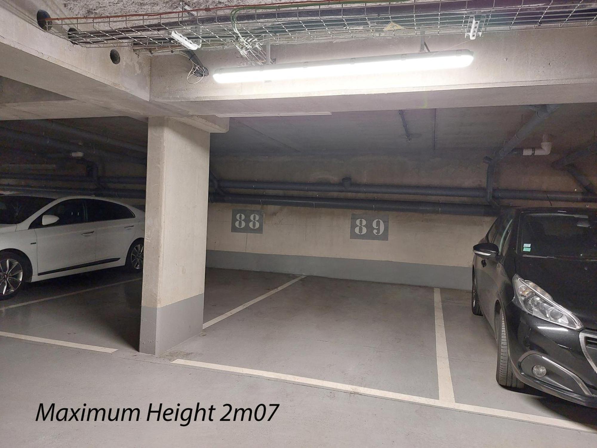 "Starry In So" 47M2, Lits Jumeaux, Parking Gratuit, Rue Calme Et Arboree, Metro 10 Min, Stade De France 24Min A Pied Saint-Ouen  Exterior photo